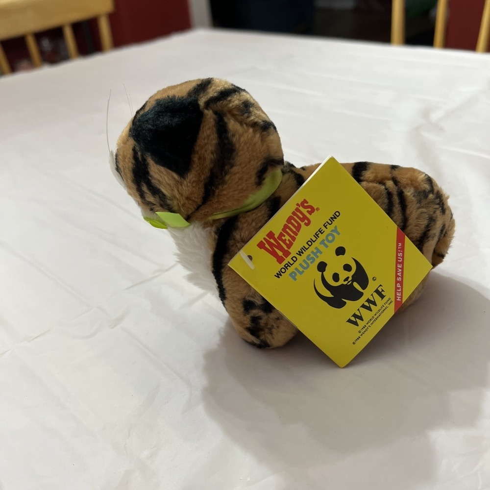 Vintage 1988 Wendy's WWF Bengal Tiger